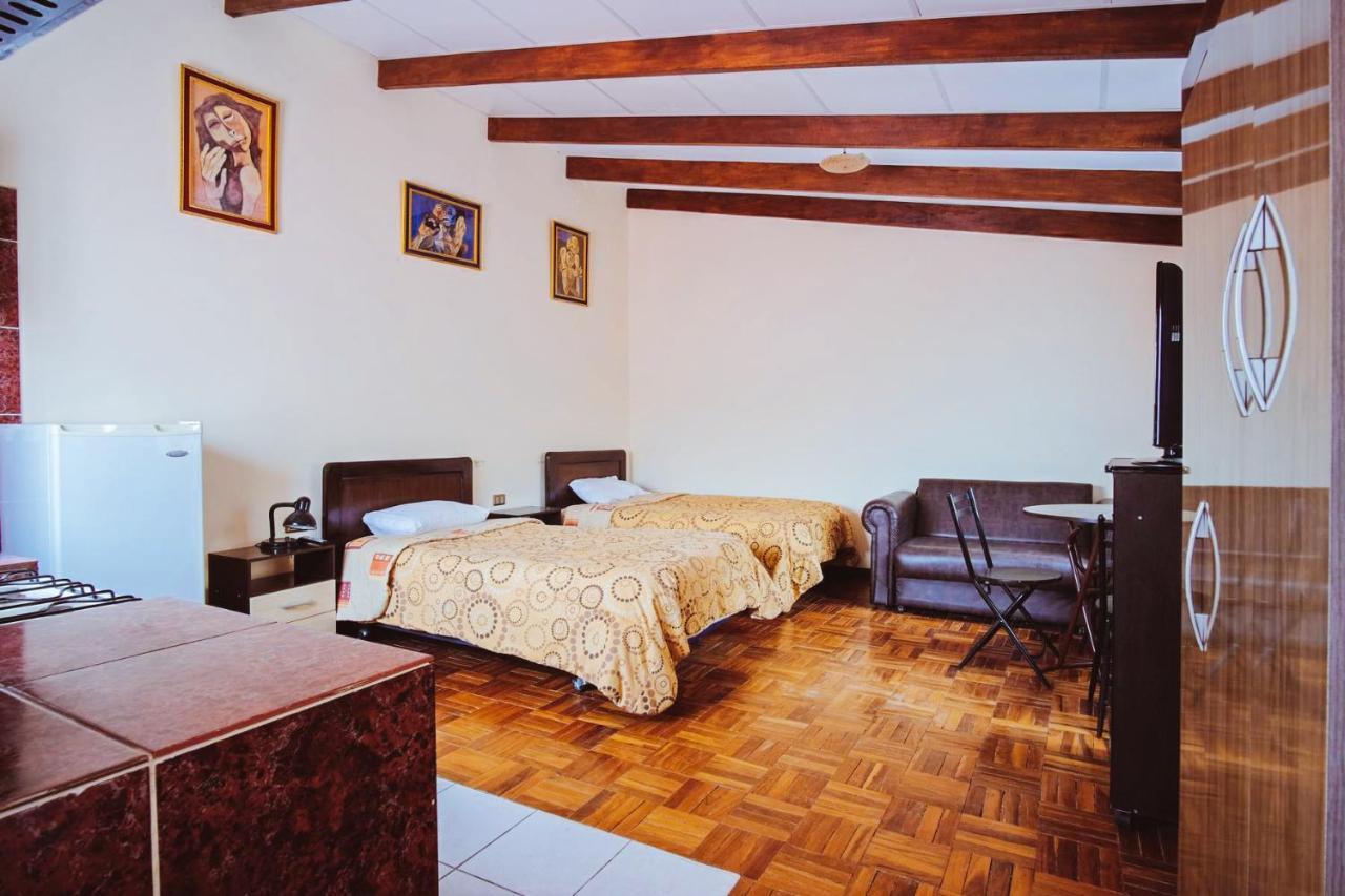אויוני La Maison Martinet מראה חיצוני תמונה